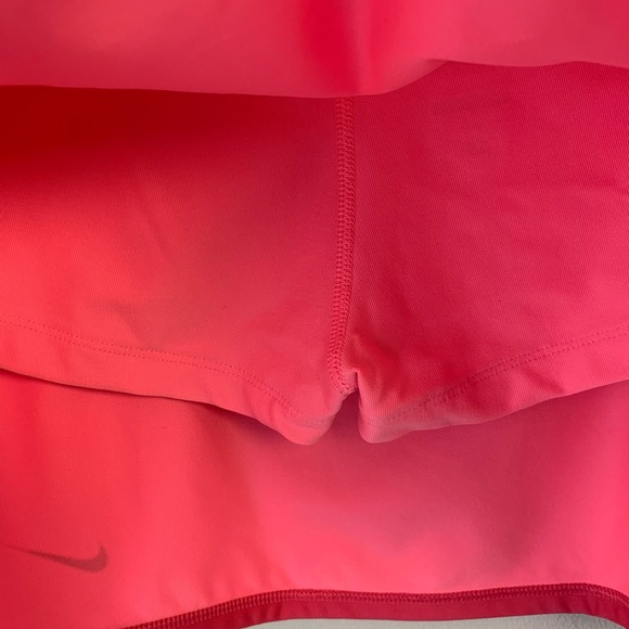 Nike Dri Fit Pink Skorts Size L - Picture 5 of 11